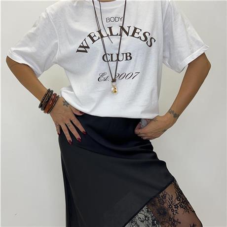 T-shirt con stampa WELLNESS